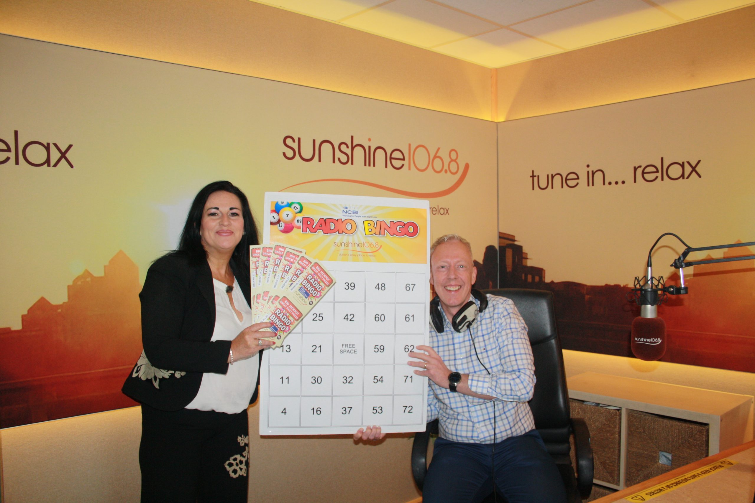 Sunshine 106.8 presenter Robbie Fogerty with Vision Ireland Fundraiser Sharon Fallon - Radio Bingo